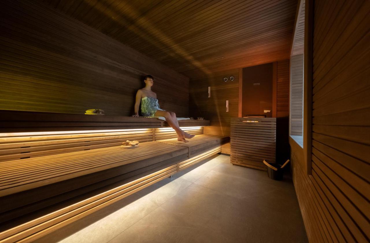 La Roccia Wellness Hotel Кавалезе Екстериор снимка