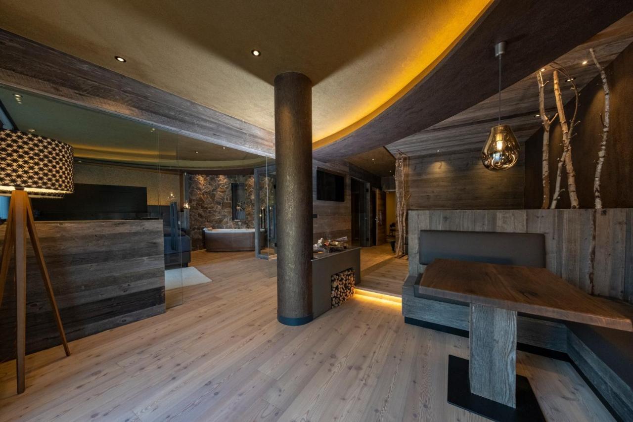 La Roccia Wellness Hotel Кавалезе Екстериор снимка