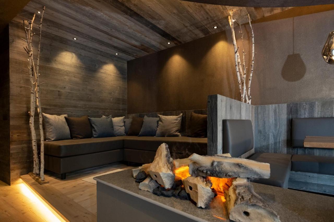 La Roccia Wellness Hotel Кавалезе Екстериор снимка
