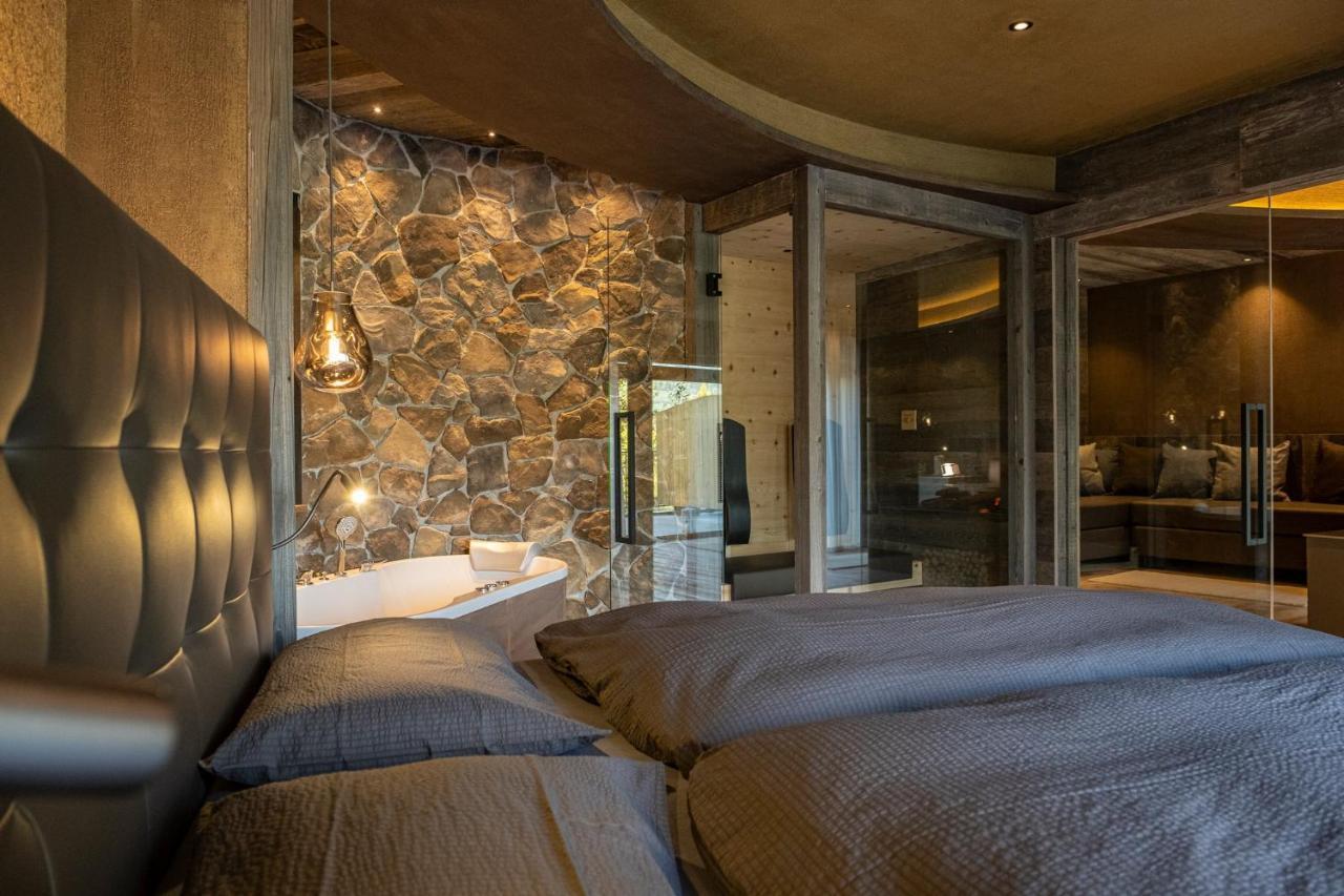 La Roccia Wellness Hotel Кавалезе Екстериор снимка